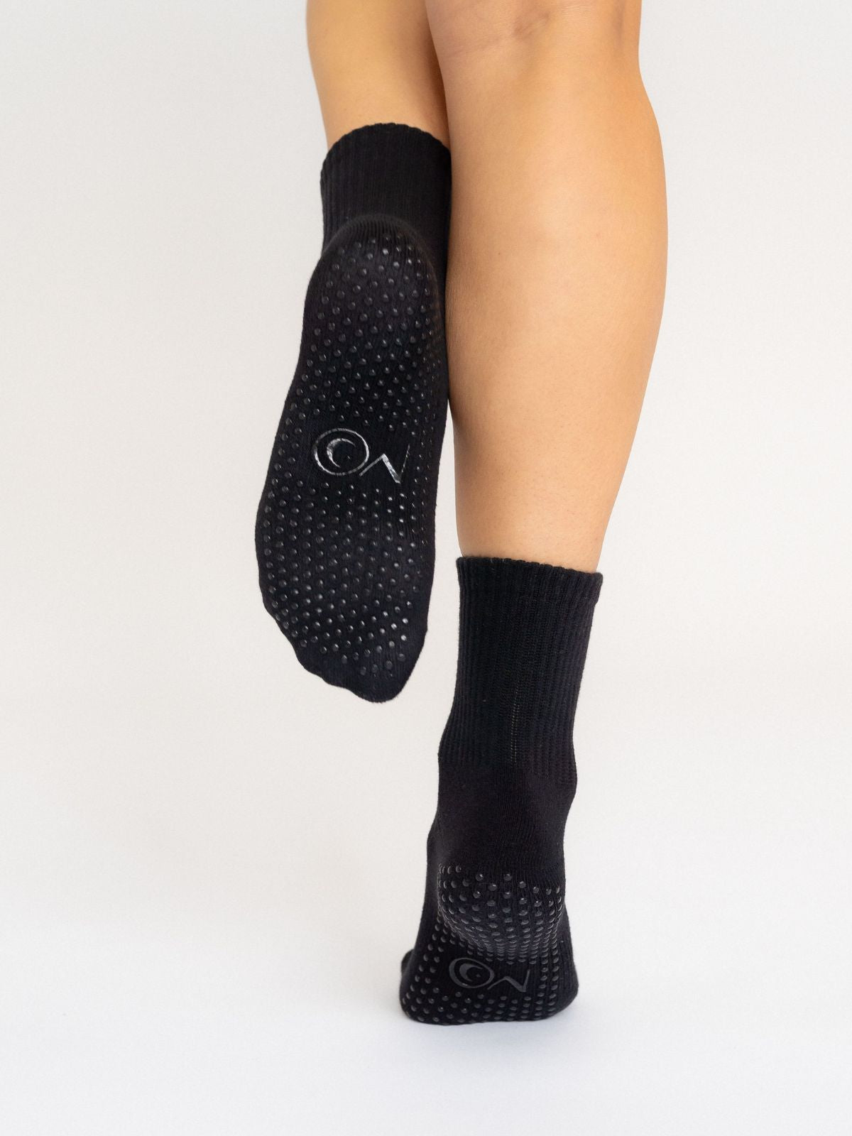 Pilates and yoga women's non-slip grip socks – black with white smile