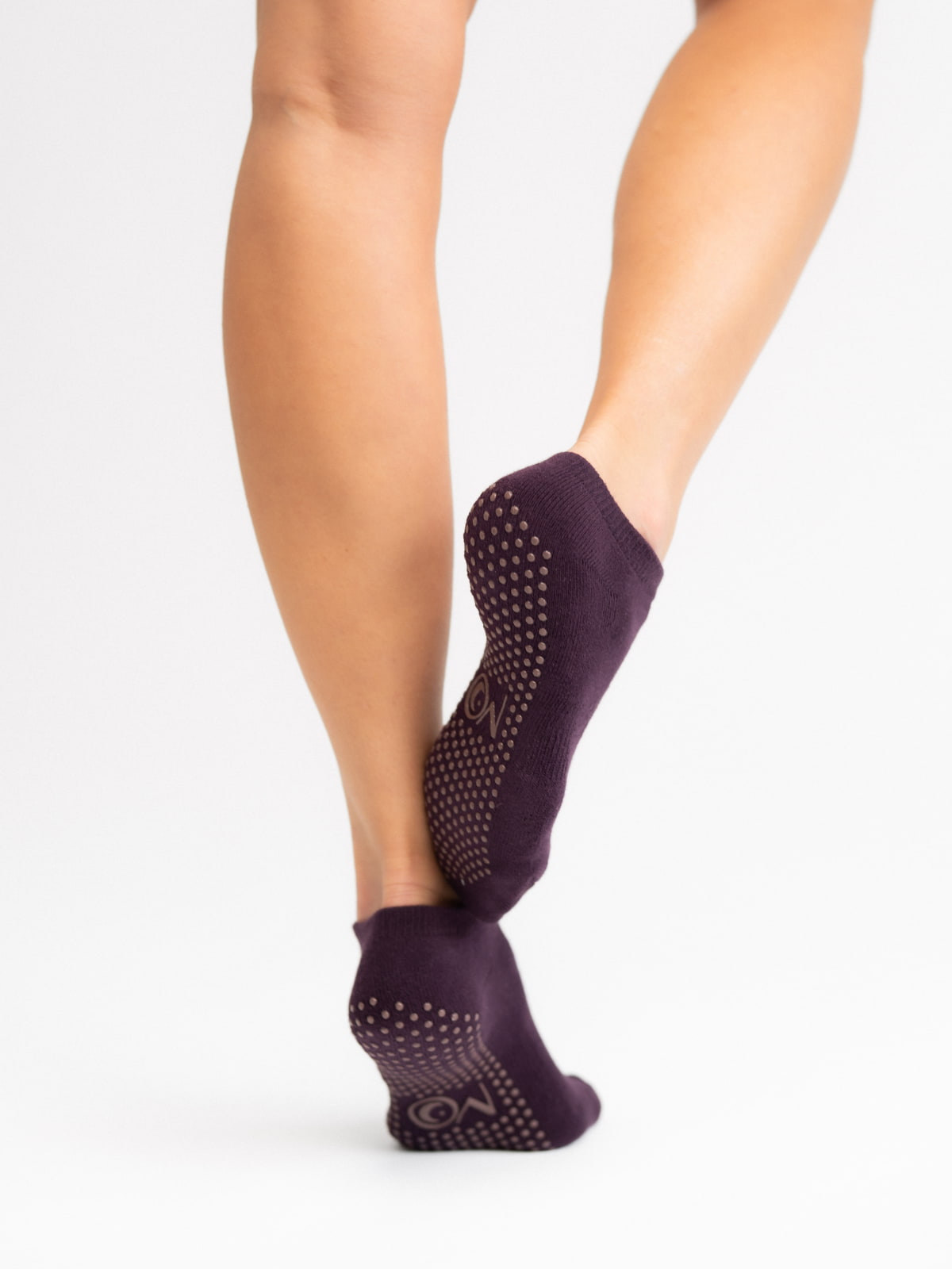 Women's non-slip grip socks for Pilates and yoga – purple color